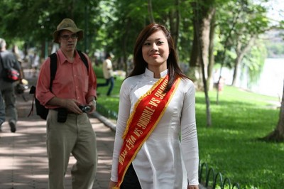 Hanoi 8_3 Hà Nôi Biểu Tình Trịnh Kim Tiến