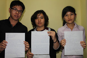 Ba bạn trẻ Phạm Trần Quân, Trương Quỳnh Như và Bùi Thị Diện, ảnh chụp tại Philippines. 