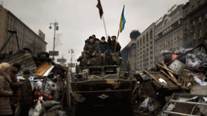 Dân quân thân Nga dùng xe quân sự của Nga đi chiếm cơ sở chính phủ