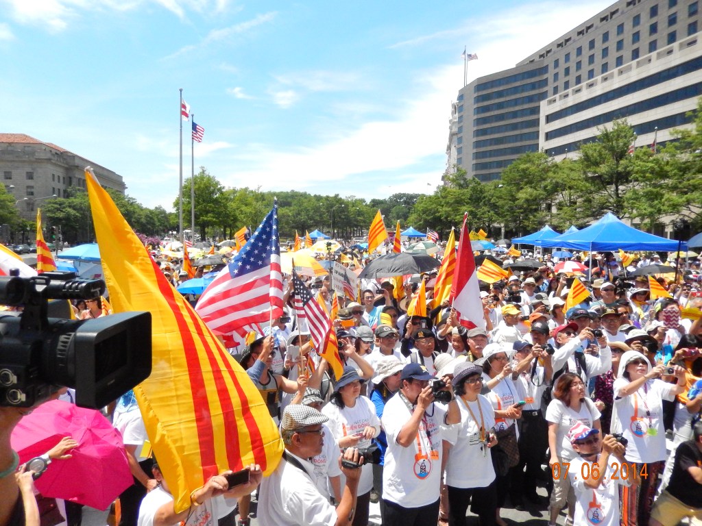 Triệu Con Tim - Một Tiếng Nói